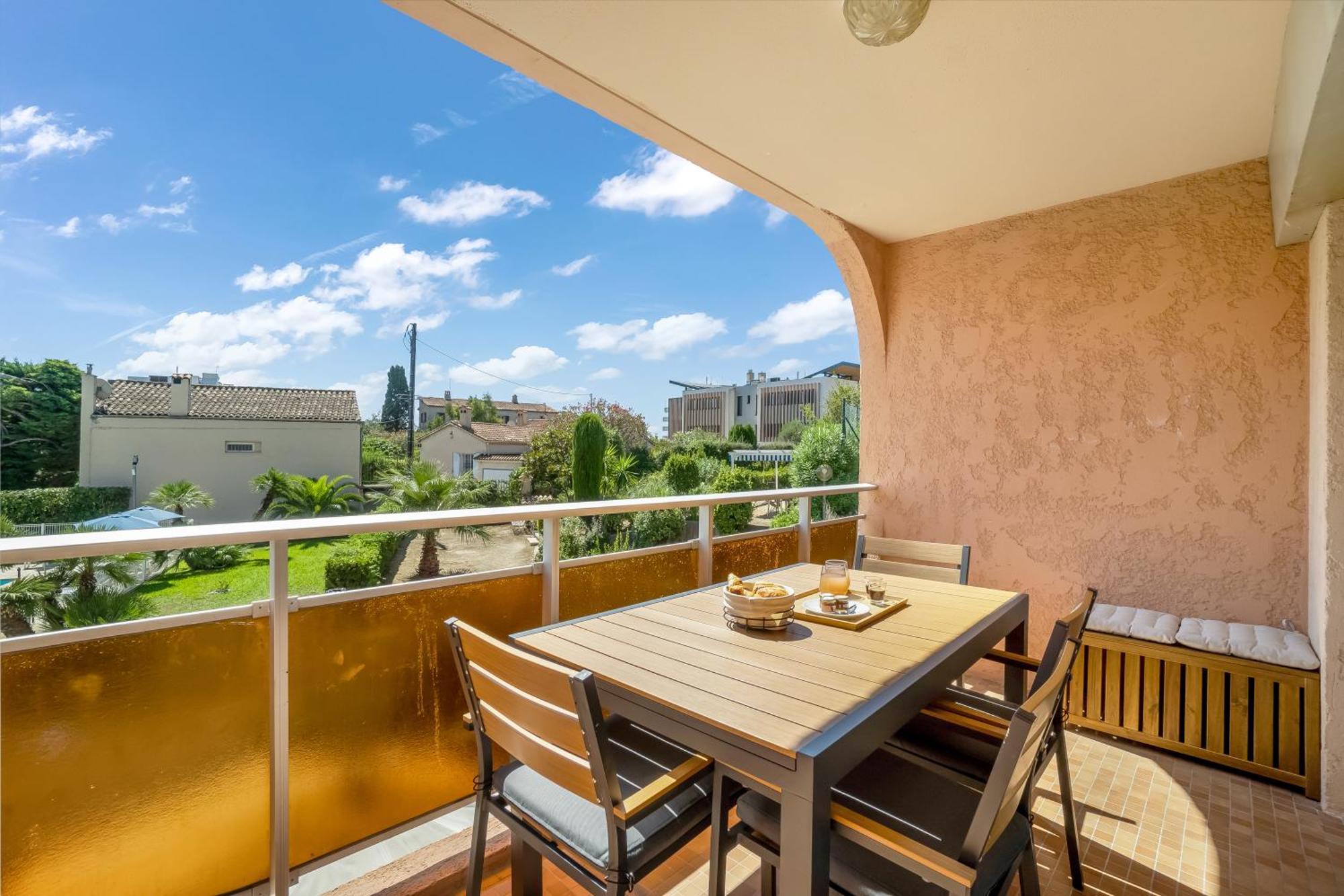 Eden Azur - Residence Hoteliere Golfe-Juan Quarto foto
