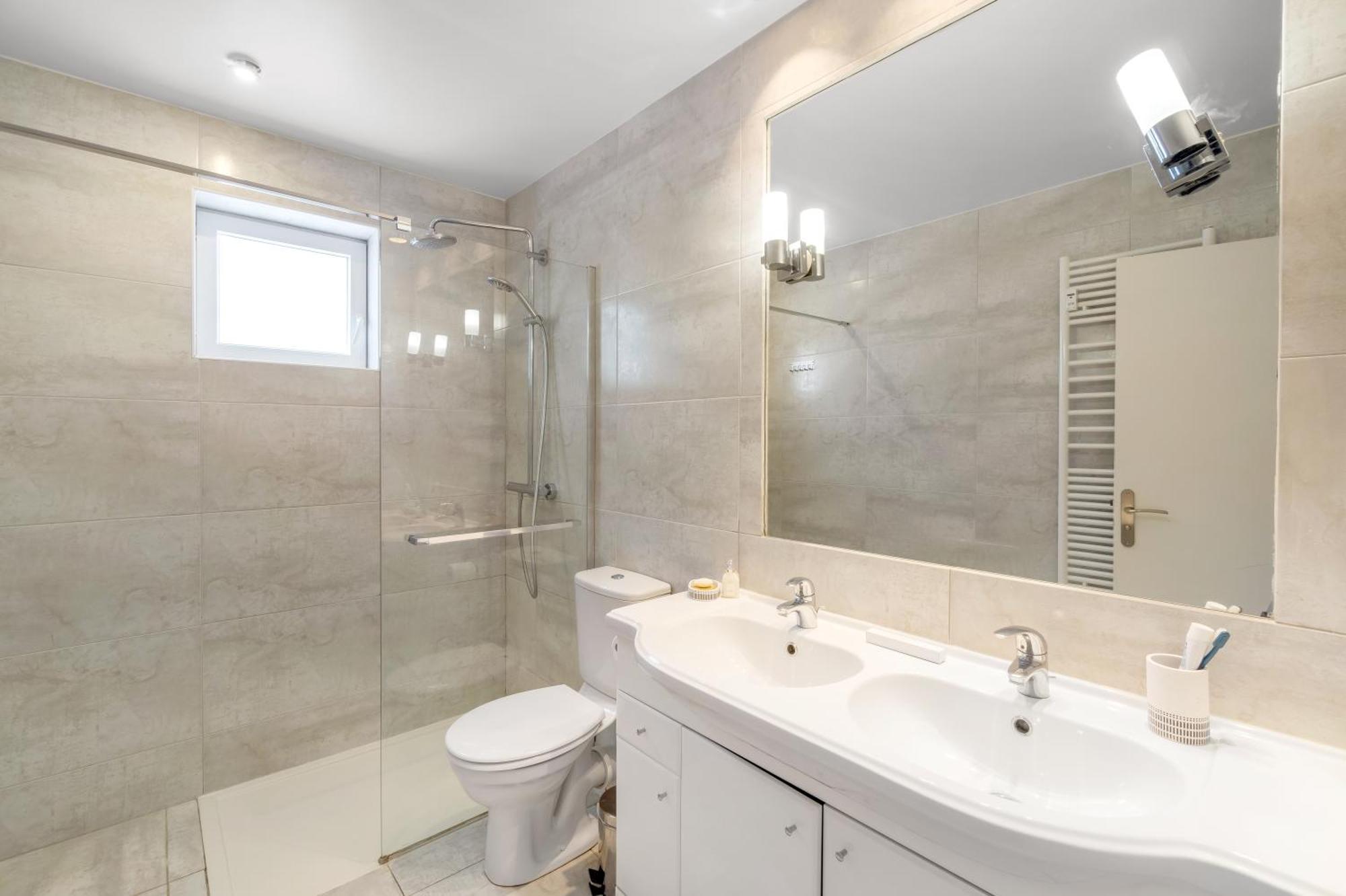 Eden Azur - Residence Hoteliere Golfe-Juan Quarto foto